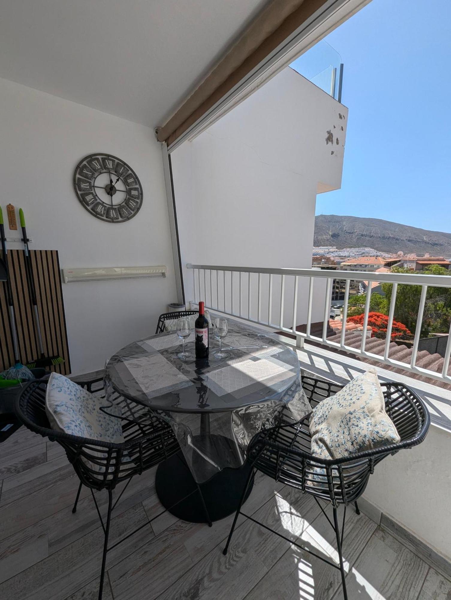 Cozy Apartment In Los Cristianos Guincho  Ngoại thất bức ảnh