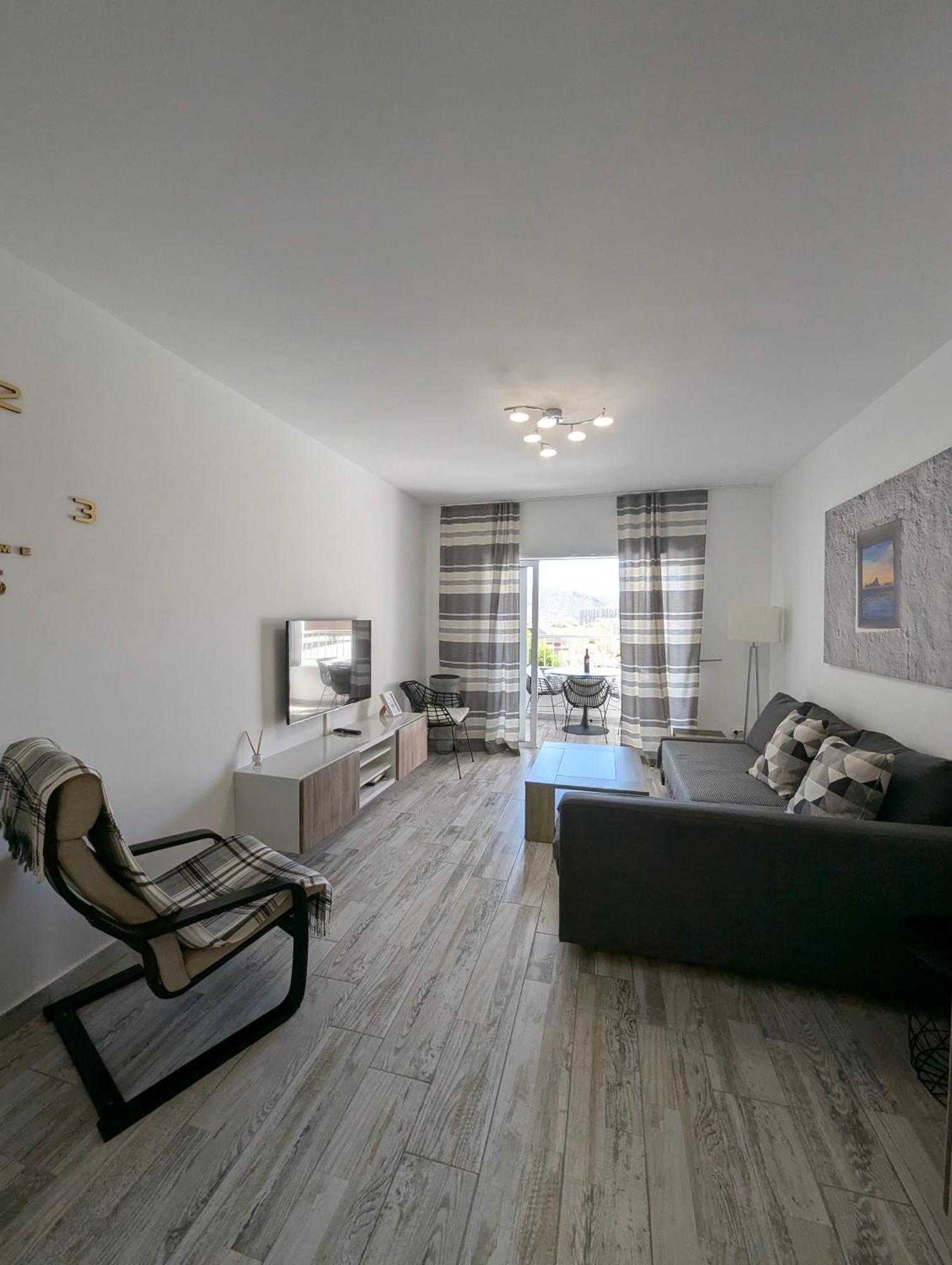 Cozy Apartment In Los Cristianos Guincho  Ngoại thất bức ảnh