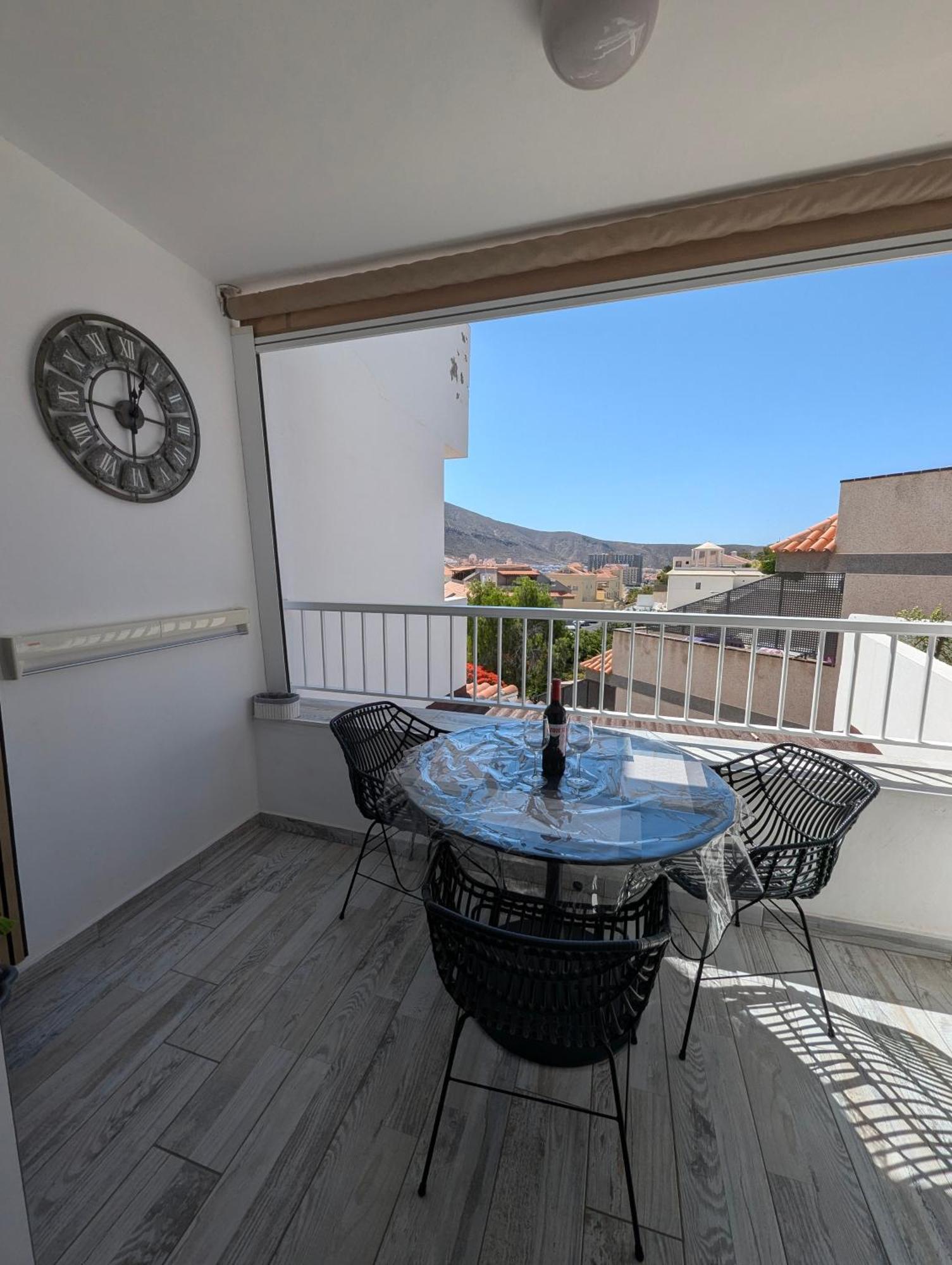 Cozy Apartment In Los Cristianos Guincho  Ngoại thất bức ảnh